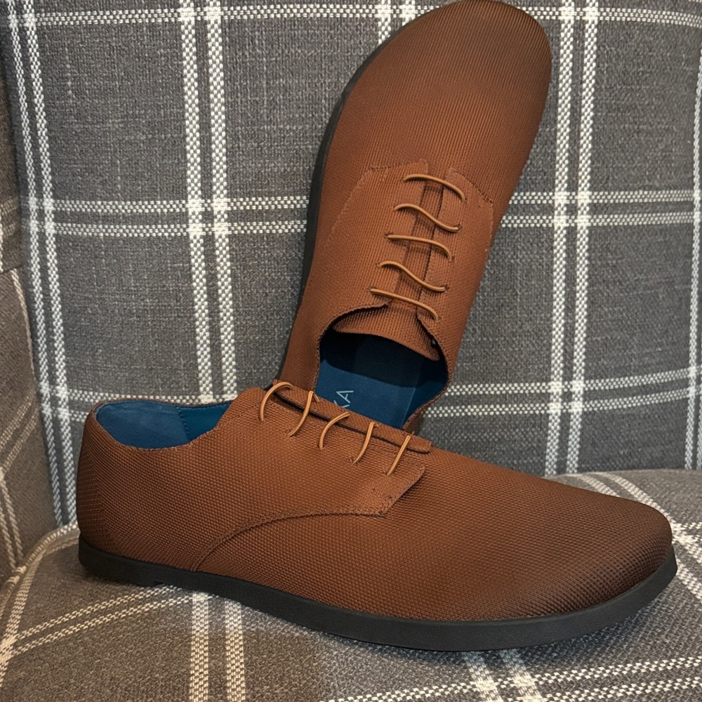 Classic Brown Men’s Derby Shoes - Sleek Casual Oxfords